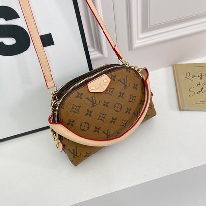 Louis Vuitton Bag #77752