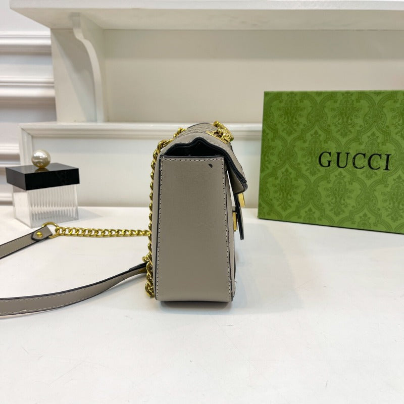 Gucci Bag #330088