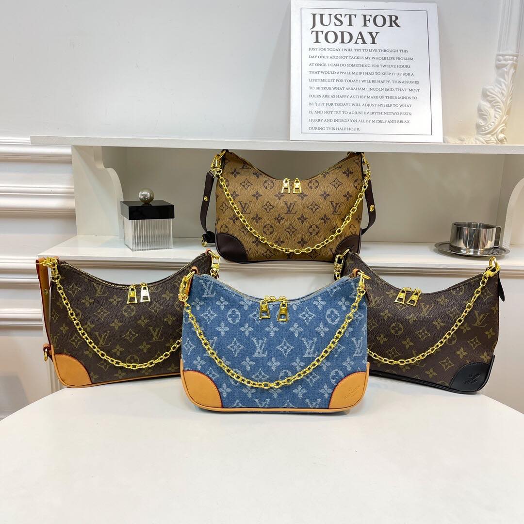 Louis Vuitton Bag #512