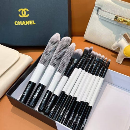 Chanel Makeup Brushes #ZMKM-MB-GZ002