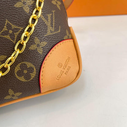 Louis Vuitton Bag #512