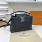 Louis Vuitton Bag #1122331