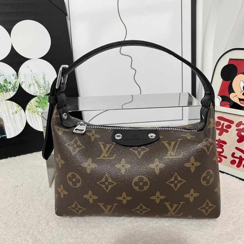 Louis Vuitton Bag #5816