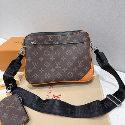 Louis Vuitton Bag #122276