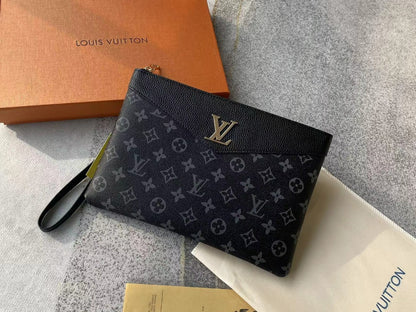 Louis Vuitton Bag #122232