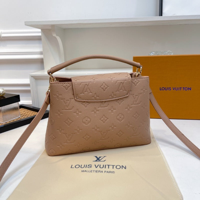 Louis Vuitton Bag #1122331