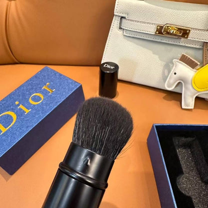 Dior Makeup Brushes #ZMKM-MB-GZ014