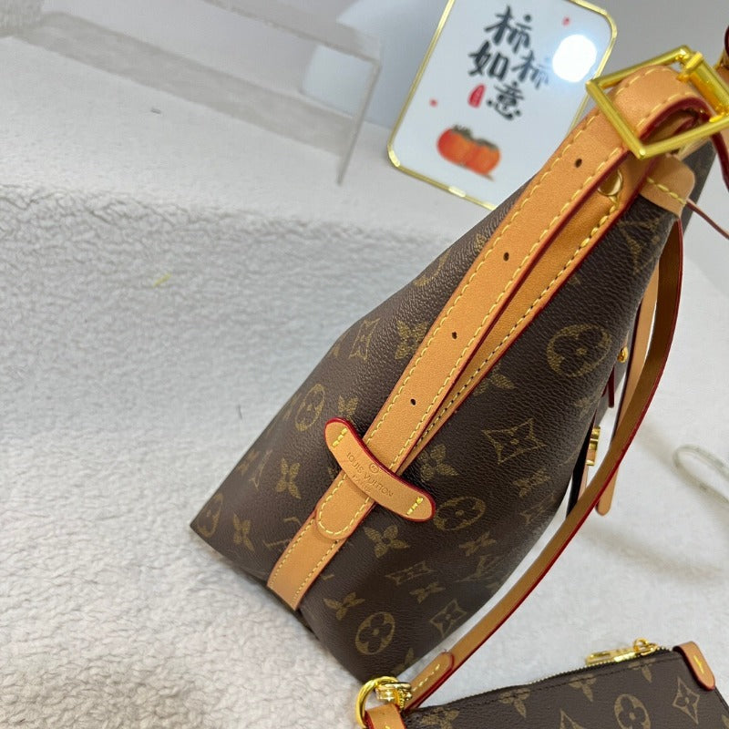 Louis Vuitton Bag #2502