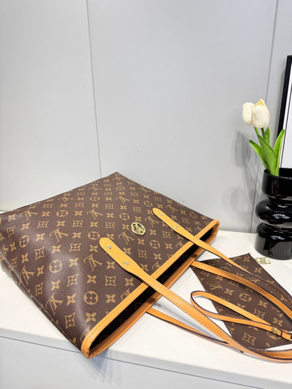 Louis Vuitton Bag #122244