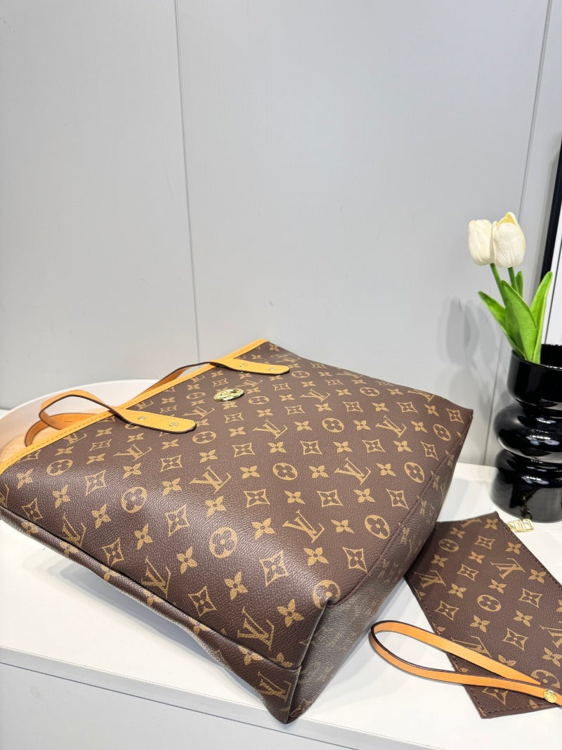 Louis Vuitton Bag #122244