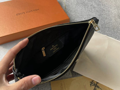 Louis Vuitton Bag #122232