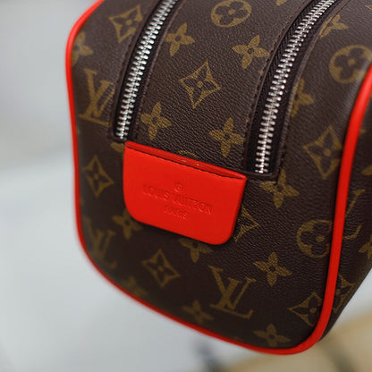 Louis Vuitton Bag #996