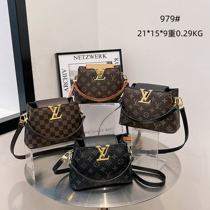 Louis Vuitton Bag #122195