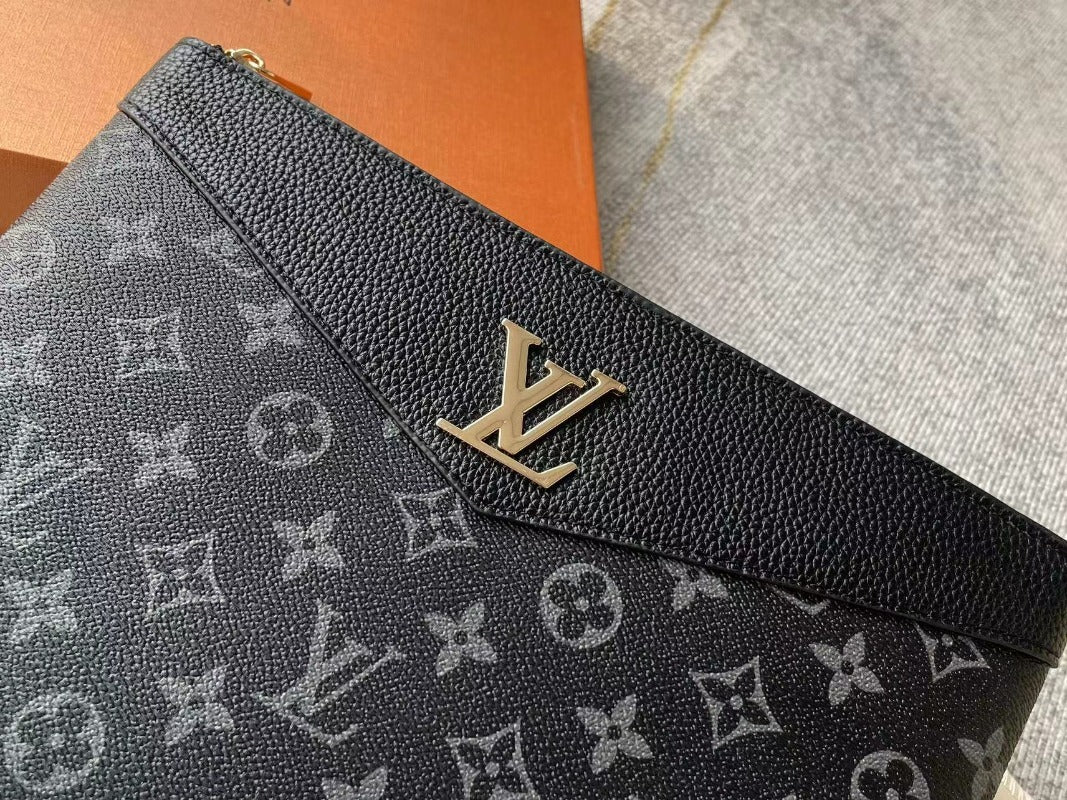 Louis Vuitton Bag #122232