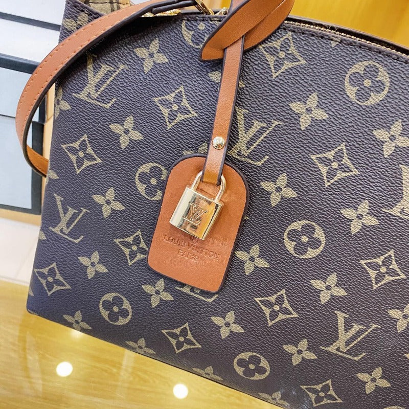 Louis Vuitton Bag #8281