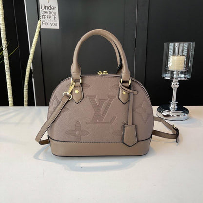 Louis Vuitton Bag #9026