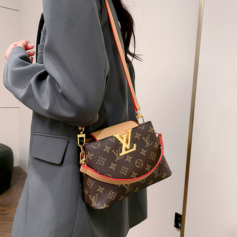 Louis Vuitton Bag #122195