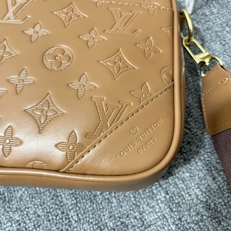 Louis Vuitton Bag #122247