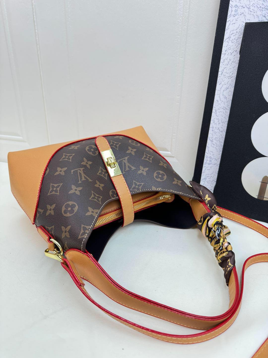 Louis Vuitton Bag #8604